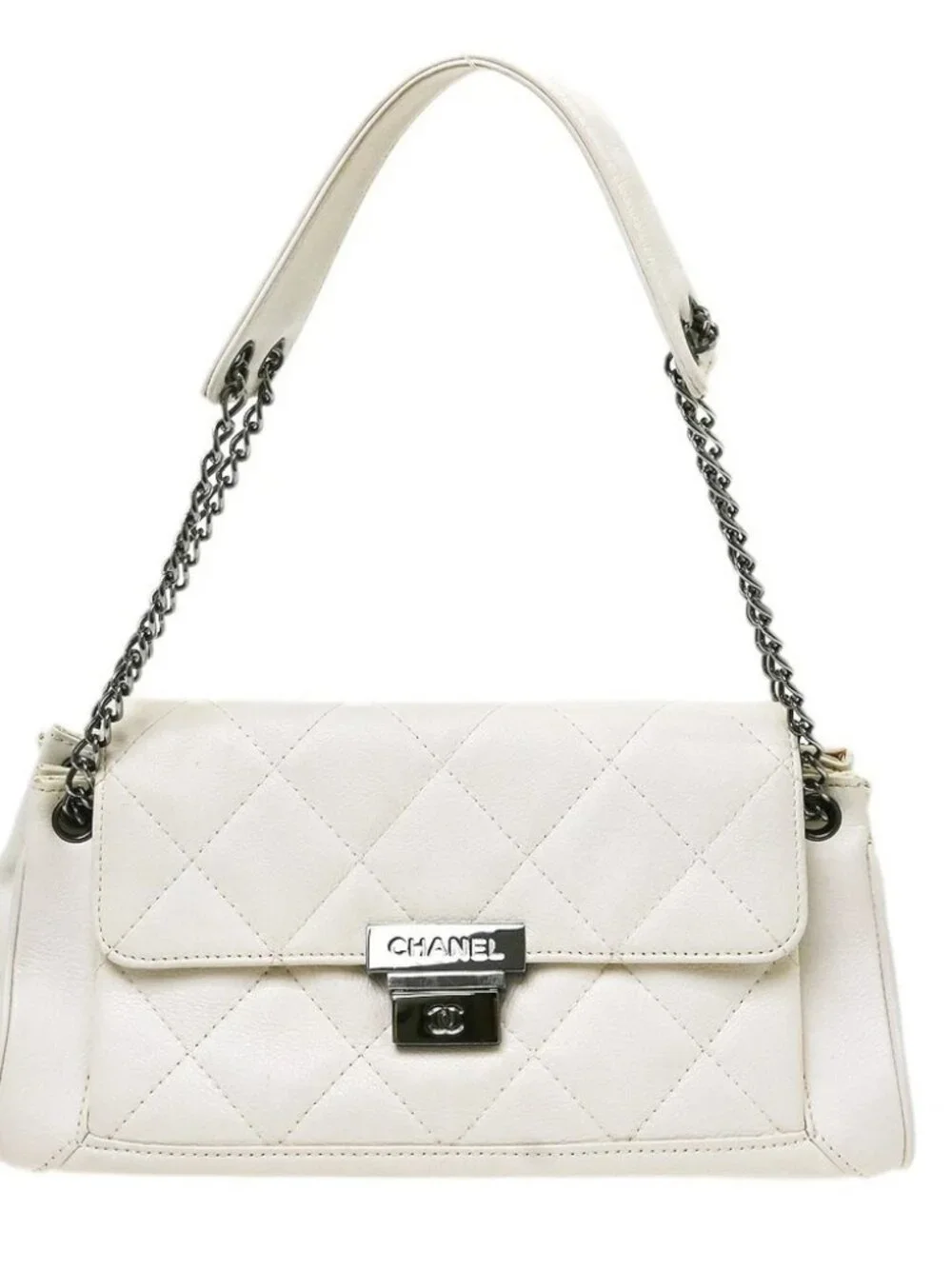 Chanel White Calfskin Accordion Flap Shoulder Bag